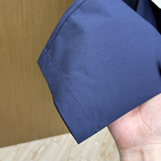 秋冬 Burberry26秋冬爆款裤子 Burberry这款裤子,面料精选100%高密涤纶,精密织造工艺,搭配哑 秋冬 Burberry26秋冬爆款裤子 Burberry这款裤子,面料精选100%高密涤纶,精密织造工艺,搭配哑