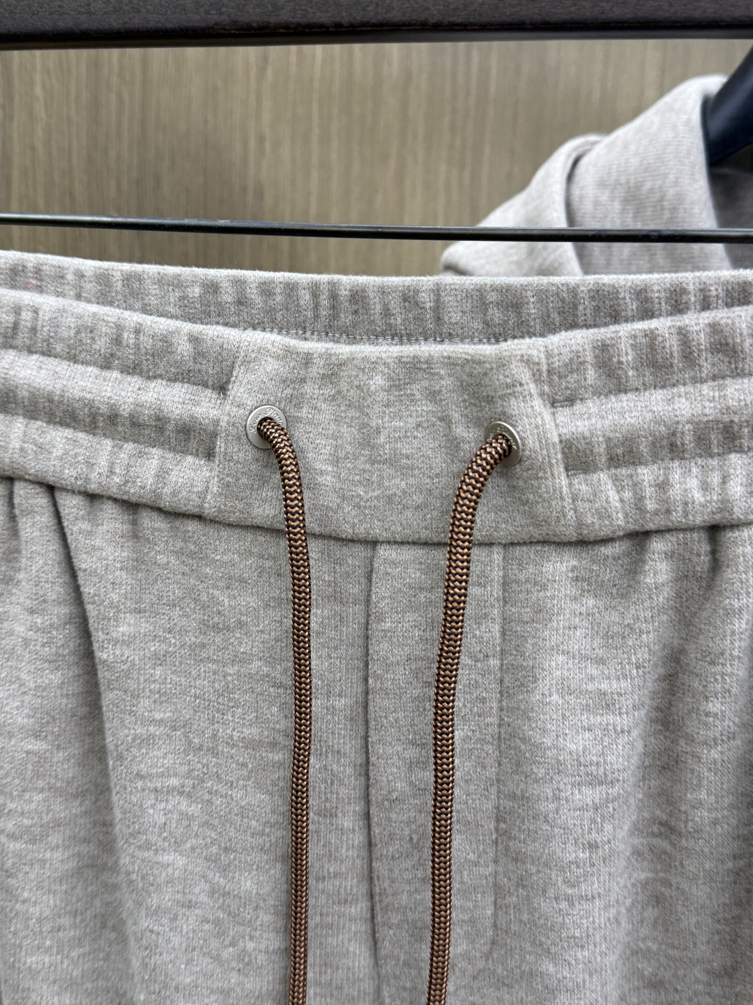 秋冬/套 Loro Piana 🔥🔥高端品质 2026秋冬专柜同款新品棉➕羊毛休闲套装！明星最爱时装味休闲套装 简单大方
