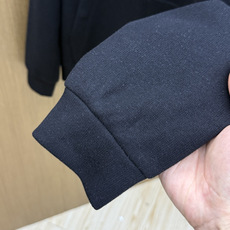 秋冬/套 Loro Piana 🔥🔥高端品质 2026秋冬专柜同款新品棉➕羊毛休闲套装!明星最爱时装味休闲套装 简单大方 秋冬/套 Loro Piana 🔥🔥高端品质 2026秋冬专柜同款新品棉➕羊毛休闲套装!明星最爱时装味休闲套装 简单大方