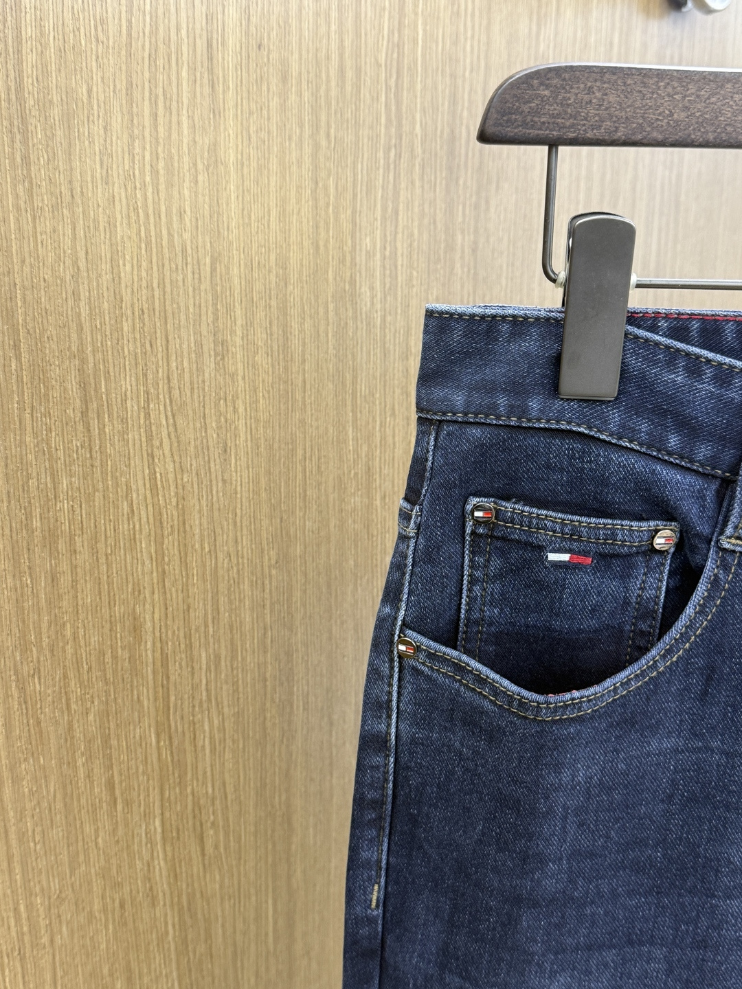 秋冬 TOMMY🔥🔥高端定制 26秋冬新款男士时尚休闲牛仔裤👖 柜台同步发售 原版定制复刻 客供五金辅料 原单品质 进口 秋冬 TOMMY🔥🔥高端定制 26秋冬新款男士时尚休闲牛仔裤👖 柜台同步发售 原版定制复刻 客供五金辅料 原单品质 进口