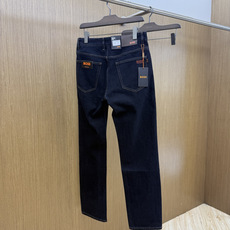 秋冬 BOSS 🔥🔥高端定制 26秋冬新款男士时尚休闲牛仔裤👖 柜台同步发售 原版定制复刻 客供五金辅料 原单品质 进口 秋冬 BOSS 🔥🔥高端定制 26秋冬新款男士时尚休闲牛仔裤👖 柜台同步发售 原版定制复刻 客供五金辅料 原单品质 进口
