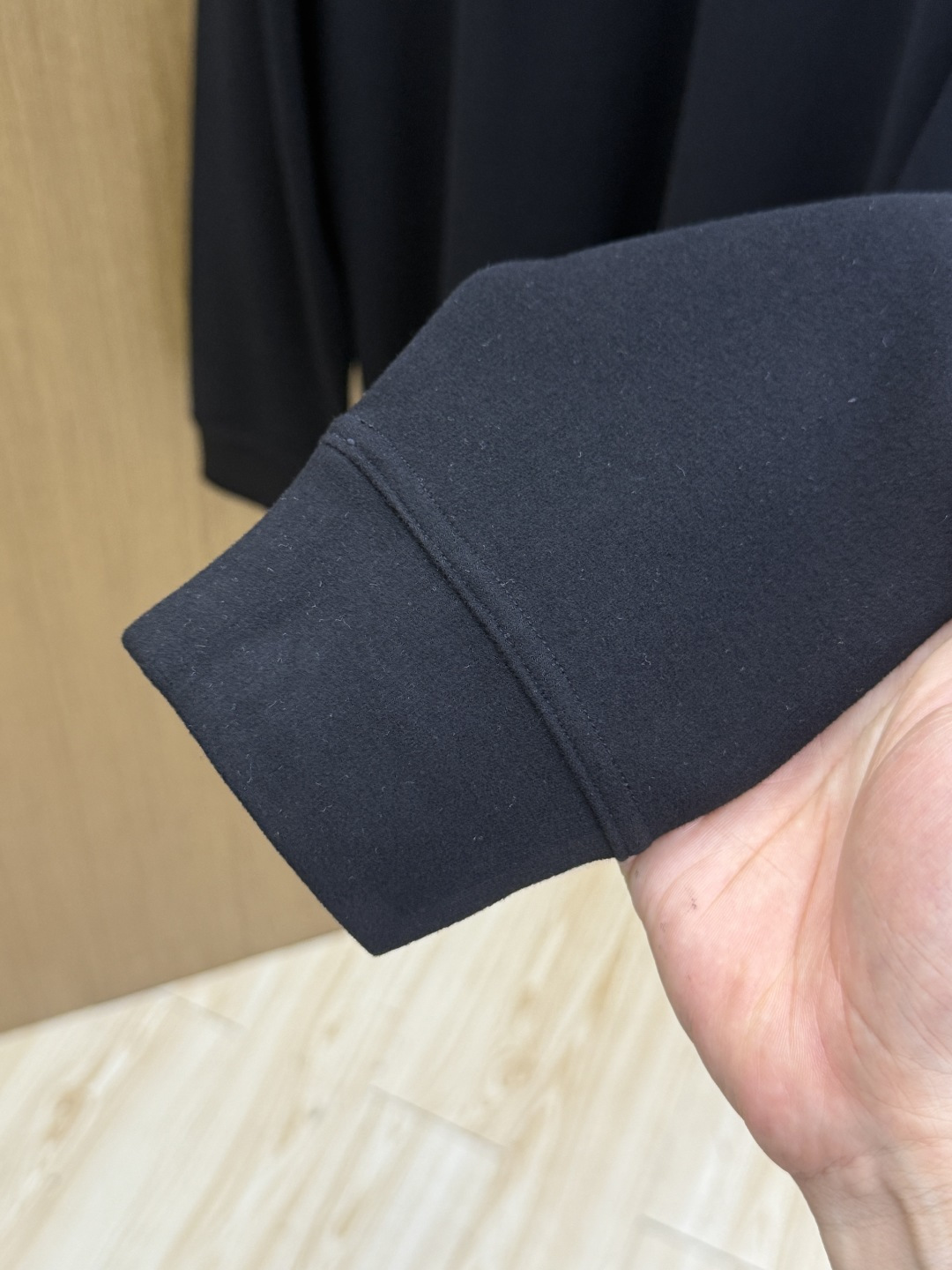 秋冬 Loro Piana🔥🔥高端品质 2026秋冬官网新款男士🚹翻领长袖T恤 大厂定制 选用中东进口珠地棉 面料细腻柔