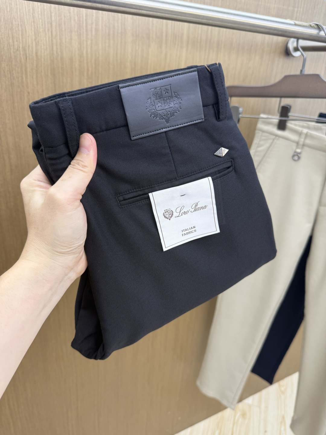 秋冬 Loro Piana 🔥🔥高端定制 26秋冬新款男士休闲西裤  柜台同步发售 原版定制复刻 客供五金辅料 原单品质