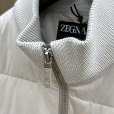 秋冬 Zz 26秋冬新款外套 ZEnga家男士立领款羽绒外套,没有厚重感,秋冬初冬通勤、休闲都适配,不挑年龄身 秋冬 Zz 26秋冬新款外套 ZEnga家男士立领款羽绒外套,没有厚重感,秋冬初冬通勤、休闲都适配,不挑年龄身