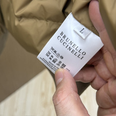 秋冬 Bc 🔥🔥高端品质 2026官网新款最新时尚翻领外套 经典设计感与颜值爆棚的外套,品质更是无法挑剔品控可以直接入手 秋冬 Bc 🔥🔥高端品质 2026官网新款最新时尚翻领外套 经典设计感与颜值爆棚的外套,品质更是无法挑剔品控可以直接入手