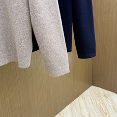 秋冬 Loro Piana 🔥🔥顶级品质 26SS新款男士休闲羊毛杉 采用羊绒羊毛混纺纱线,保暖性佳,蓬松柔软,加倍呵护 秋冬 Loro Piana 🔥🔥顶级品质 26SS新款男士休闲羊毛杉 采用羊绒羊毛混纺纱线,保暖性佳,蓬松柔软,加倍呵护