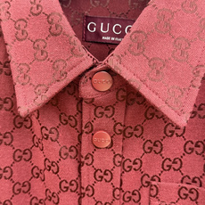 秋冬 Guc 🔥SS秋冬最新款时尚休闲款羽绒服外套.高端90#白鸭绒填充。处处细节显工艺足够的高级 结构性剪裁的设计 秋冬 Guc 🔥SS秋冬最新款时尚休闲款羽绒服外套.高端90#白鸭绒填充。处处细节显工艺足够的高级 结构性剪裁的设计