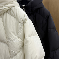 秋冬 Loro Piana 🔥秋冬新款时尚连帽羽绒服外套,官网同款,原版订制五金配件全进口原版定制 欢迎对比 绝对的高品 秋冬 Loro Piana 🔥秋冬新款时尚连帽羽绒服外套,官网同款,原版订制五金配件全进口原版定制 欢迎对比 绝对的高品