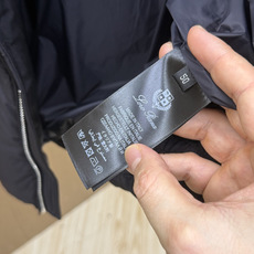 秋冬 Loro Piana 🔥秋冬新款时尚连帽羽绒服外套,官网同款,原版订制五金配件全进口原版定制 欢迎对比 绝对的高品 秋冬 Loro Piana 🔥秋冬新款时尚连帽羽绒服外套,官网同款,原版订制五金配件全进口原版定制 欢迎对比 绝对的高品