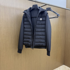 秋冬 MON 🔥秋冬新款时尚连帽两件套羽绒服外套,官网同款,原版订制五金配件全进口原版定制 欢迎对比 绝对的高品质 秋冬 MON 🔥秋冬新款时尚连帽两件套羽绒服外套,官网同款,原版订制五金配件全进口原版定制 欢迎对比 绝对的高品质