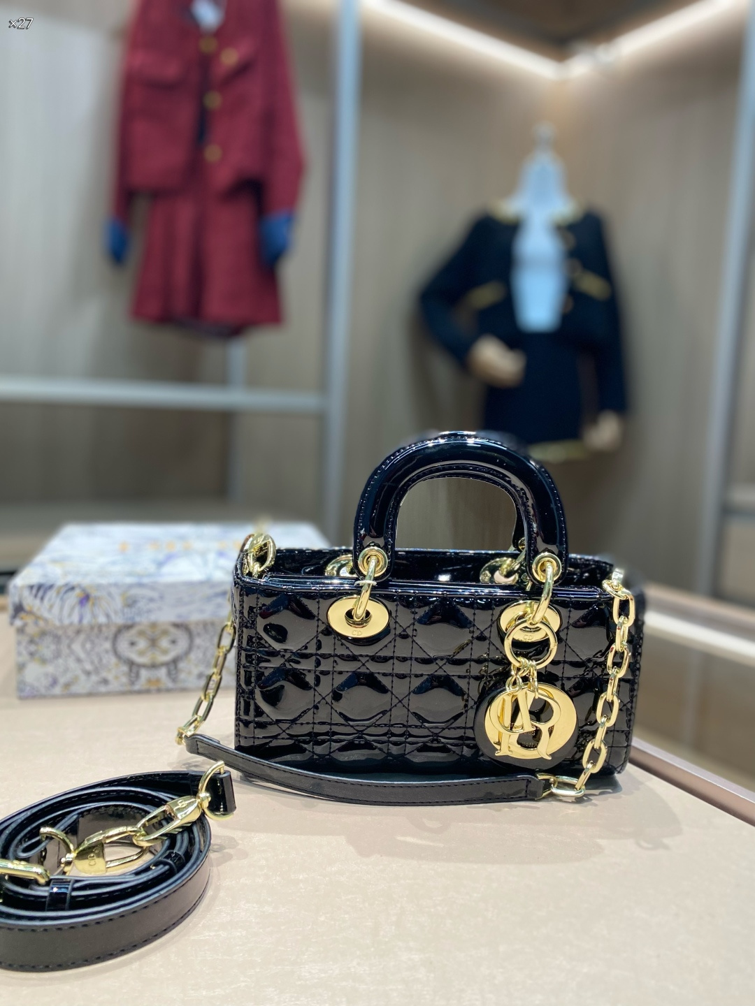 _dlX9si24Edkq3-rMdpFM_IoQtAOuQGe80OXk69w