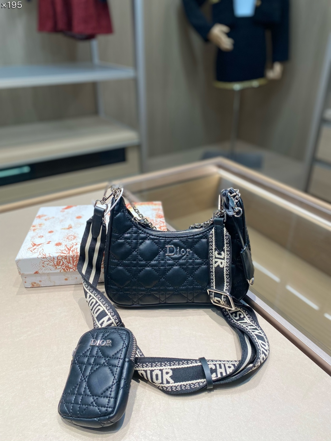 _dwX9sYfZgrxwdI8RMgqQiBmJ8eONGVa-gr593EA