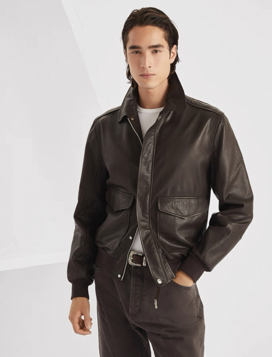 p1800 [BC男装] Brunello Cucinelli 休闲时尚短夹克皮衣外套  .官网代购什么价值 。咱们就做什么价值的货  ，真皮原料系列持续上新。