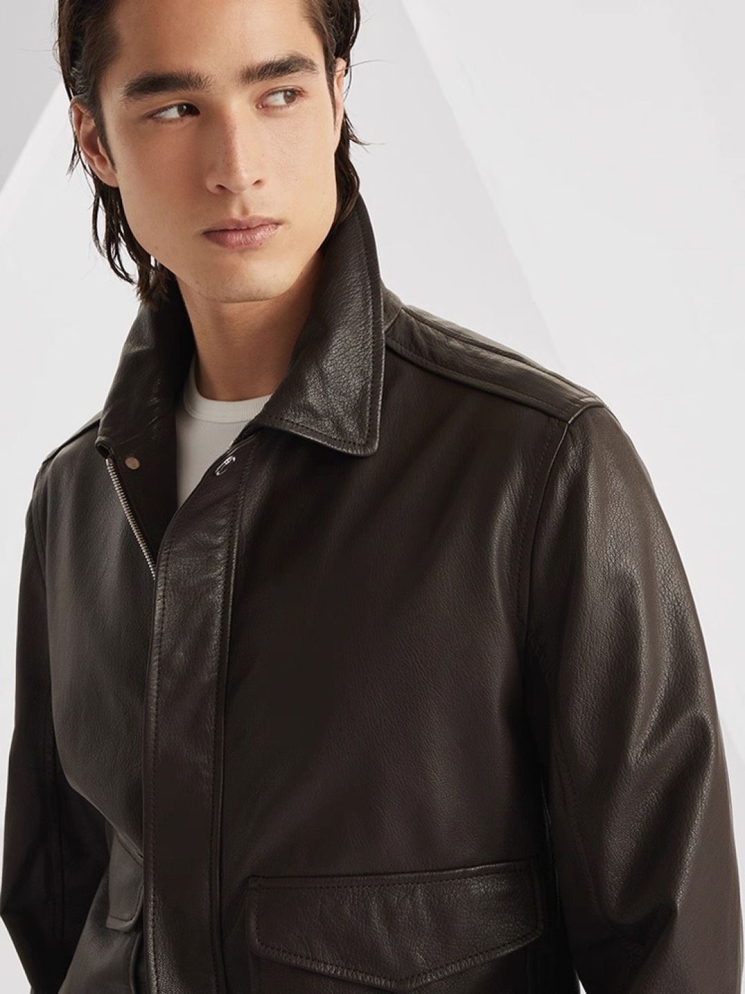 p1800 [BC男装] Brunello Cucinelli 休闲时尚短夹克皮衣外套  .官网代购什么价值 。咱们就做什么价值的货  ，真皮原料系列持续上新。