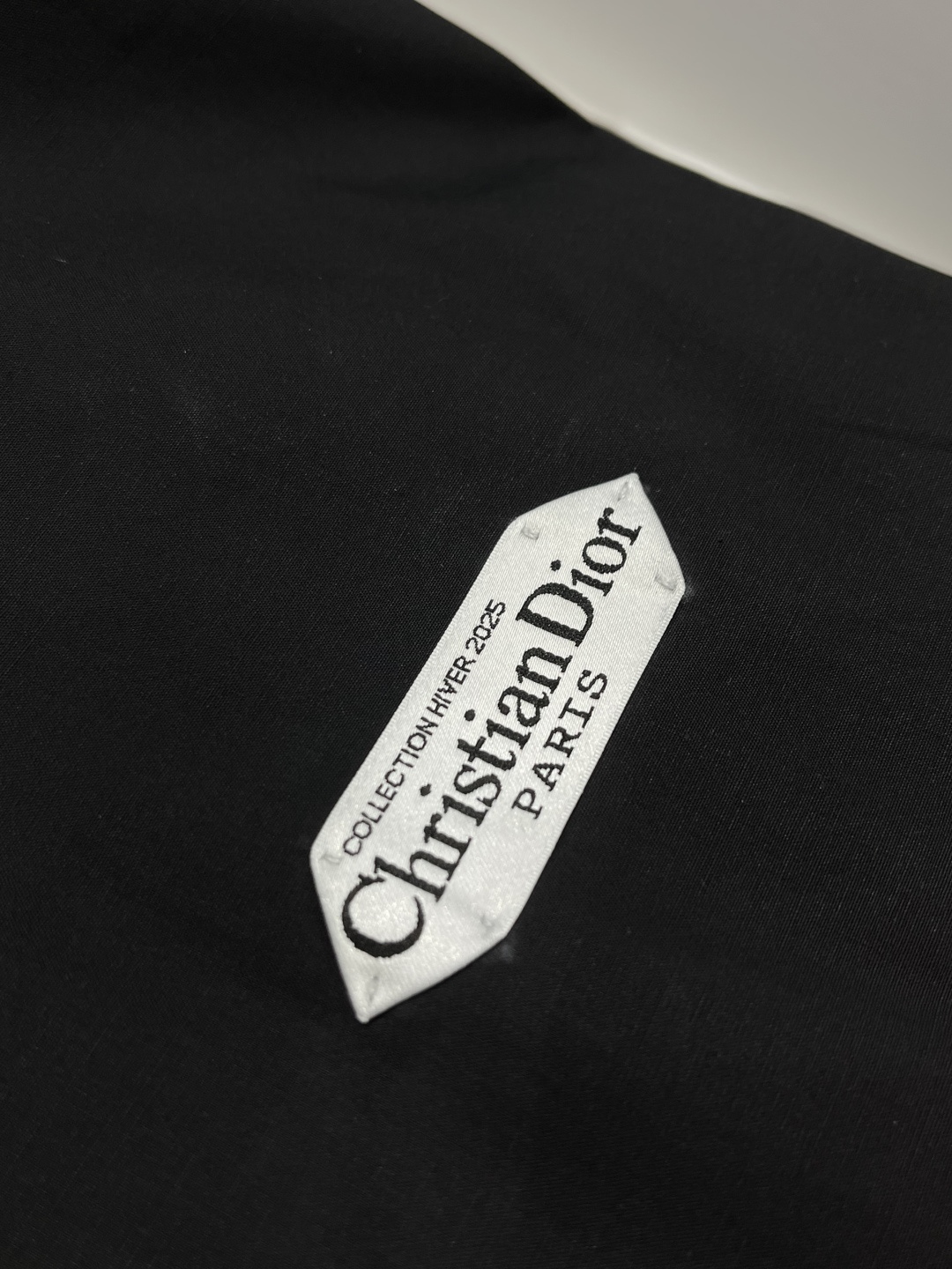 NO:611024,Perfect appearance. As long as you like it. As long as you want to spend the least money and wear the best version, please look for our store!  ,,alexander wang19860909完美品相 只要喜欢 只要想花最省心的钱穿最高的版 请认准咱家！,,alexander wang,Men's clothing