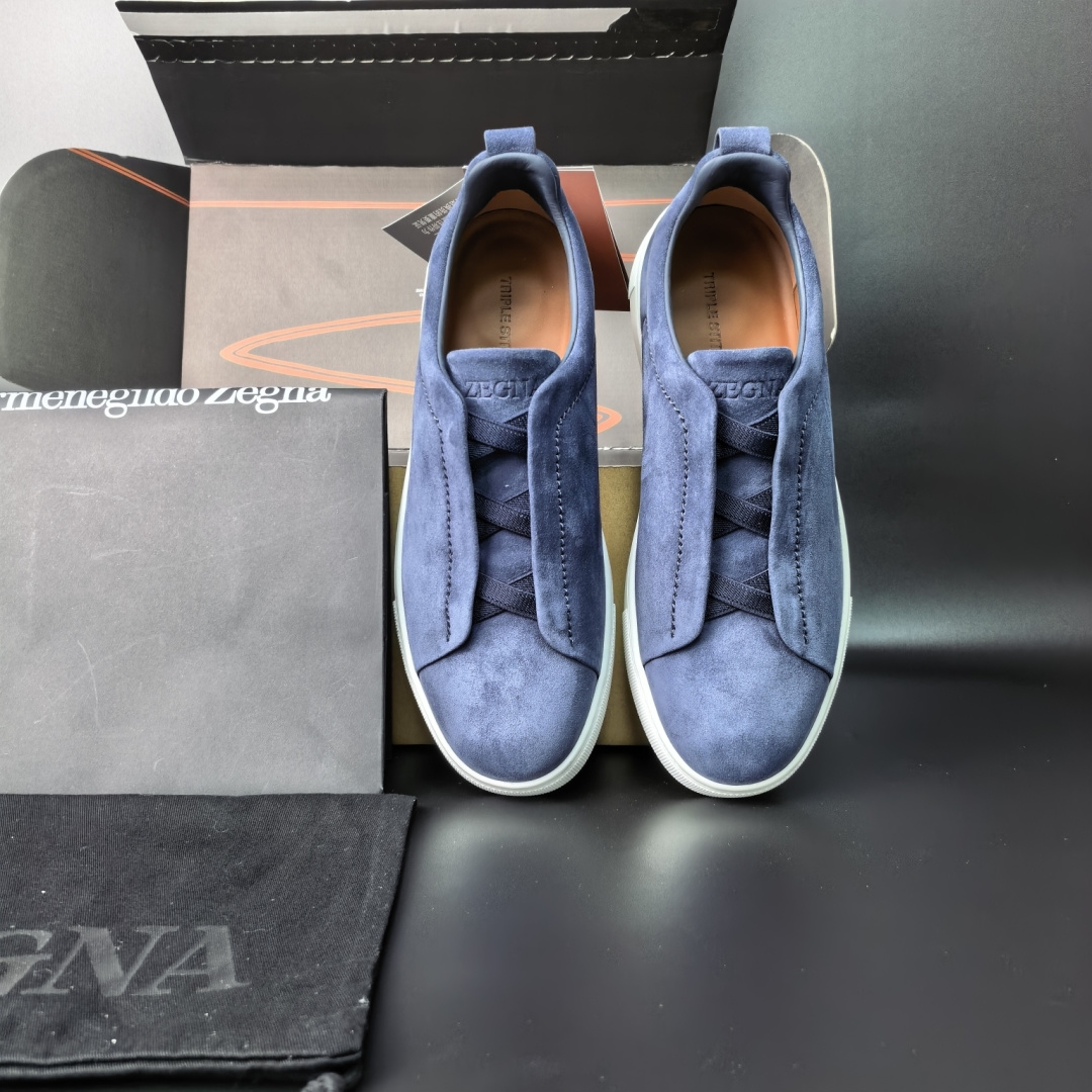 NO:888422,The latest official Zegna outsole from Dongguan [ZEGNA] Z Z men's sports and leisure shoes, regular size 38 to 46 (4-12) (men's 38, 45, 46, custom-made, non-refundable and non-exchangeable) The perfect fusion of Zegna's classic sports and leisure shoes!  Simple style, soft and light!  Unique branded elastic band design!  The fabric is original fetal cow suede!  Calfskin lining with padding!  Latex push-back foot pads!  The midsole is copied across the country!  More breathable and comfortable!  TUP vacuum outsole!  goods!  Quality: Look closely at the detailed pictures, the texture is super strong!  But 11 can withstand various tests!  38,45,46 custom-made, non-refundable,,zegna,cowhide19860909东莞货杰尼亚官方最新大底【ZEGNA】 Z Z男士运动休闲款 正码38一46(4－12）（男38 45 46定做不退不换） 杰尼亚经典运动休闲的完美融合鞋款！简约风格,柔软、轻便！独特品牌松紧带设计！面料原版胎牛反绒！内里小牛皮附垫！乳胶回力垫脚！中底全拉邦复制！更加透气舒适！TUP抽真空大底！货！品质细看细节图,质感超强！可11经得起各种考验！38,45 丶46定做不退换,,zegna,cowhide,Men's shoes