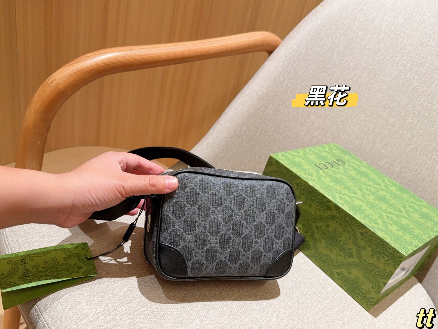 💰195
Gucci古奇
新品相机包～单肩斜挎包～
尺寸：18×13×7
礼盒包装🎁