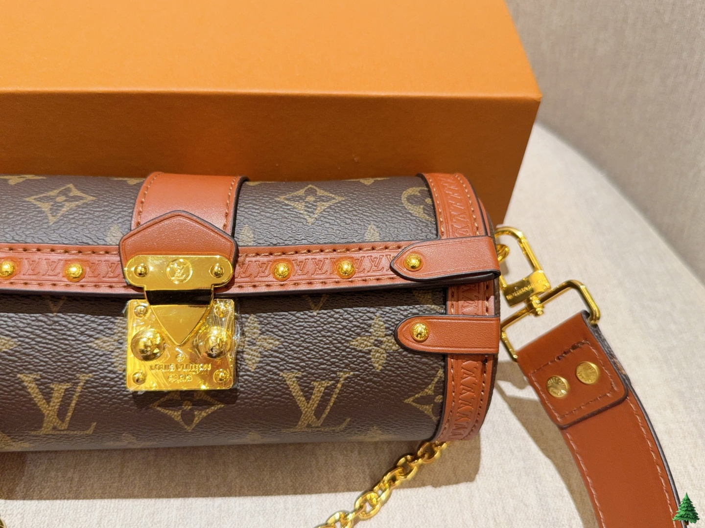💰200
Lv/路易威登
Papillon巴比龙
尺寸20cm
礼盒包装🎁