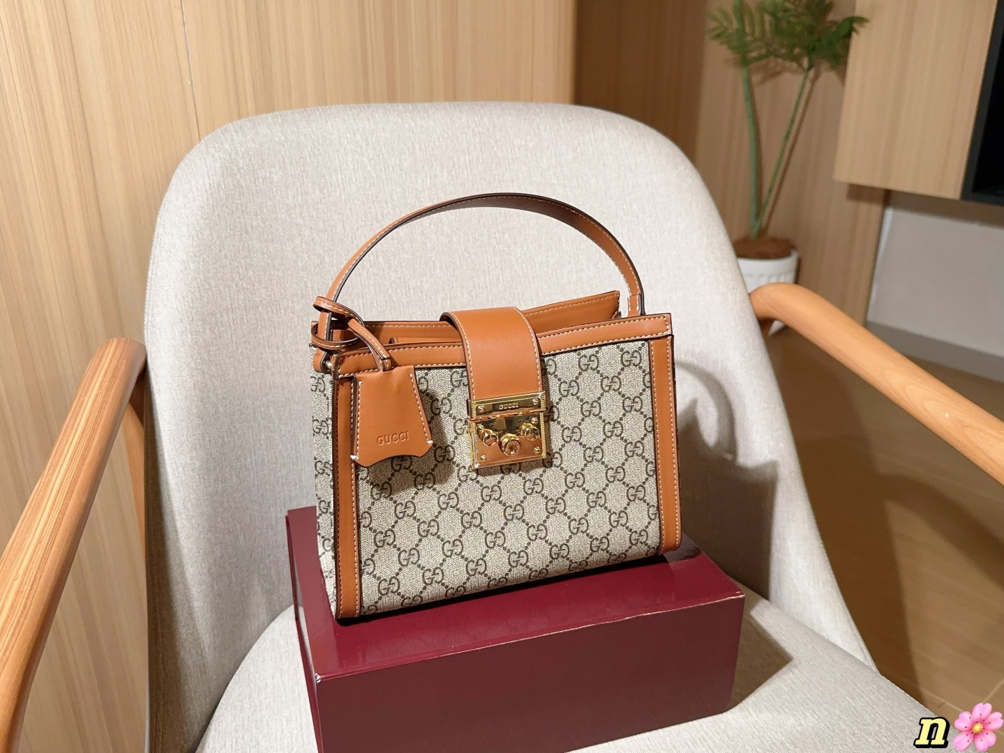 古奇Gucci Padlock手拎斜挎单肩包~托特包tote 尺寸24×18×10 礼盒包装🎁