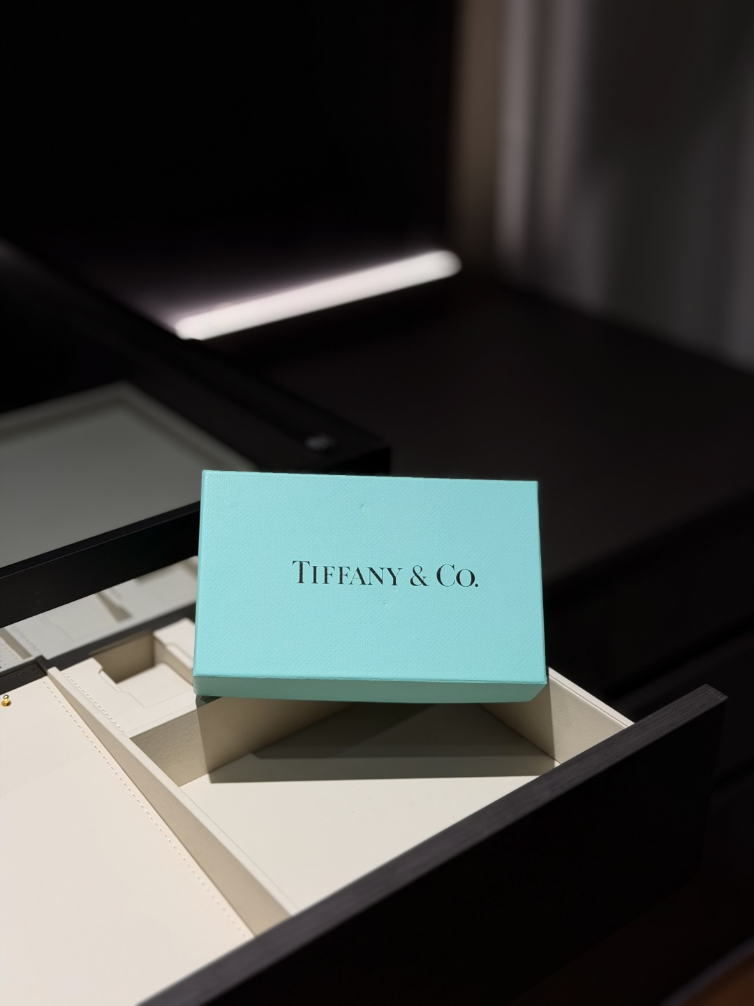 NO:919241,Umbrellas are now available around Tiffany!  !  !  Be sure to prepare two for this weather!  !  It can be protected from the sun!  !  Keep money directly for yourself!  Beautiful and practical!  !  , trendy department stores, umbrellas19860909Tiffany周边出雨伞啦！！！ 这个天气一定要准备两把！！ 可以防晒的！！直接自留款！ 好看又实用！！,潮品百货,umbrellas,accessory