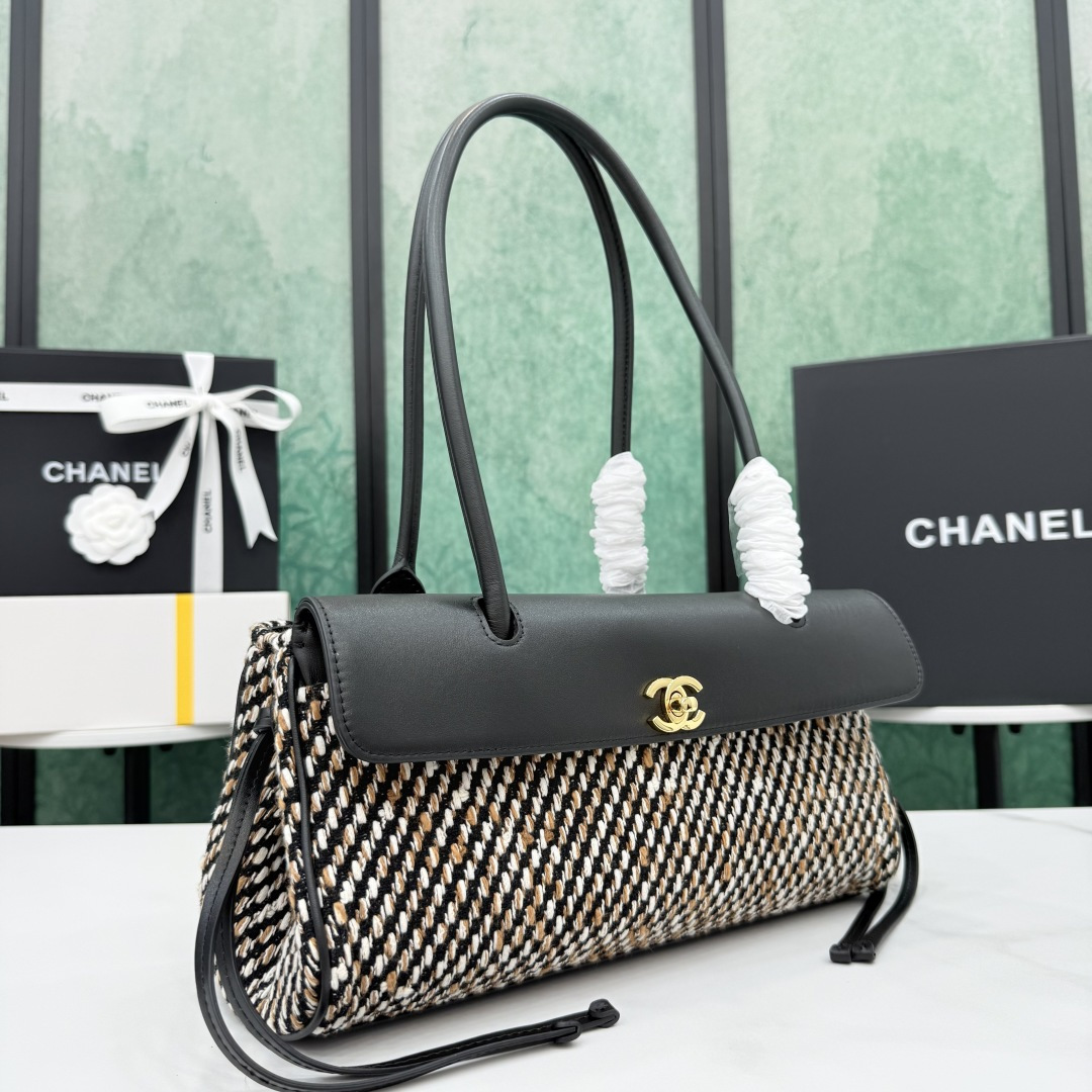 Женский шоппер черный с плетеным корпусом Chanel