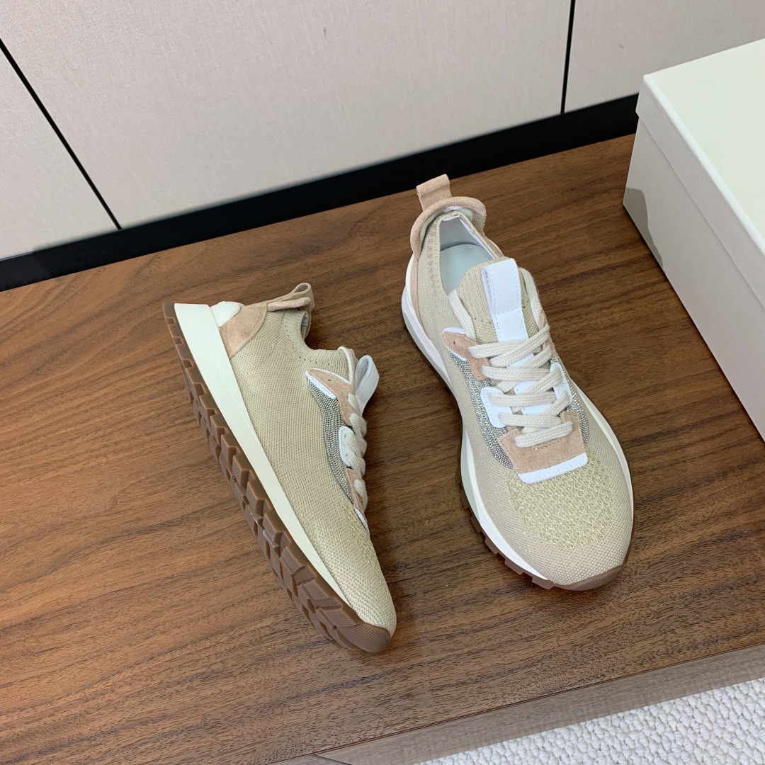 【Brunell* Cucinell*】针织休闲运动鞋。鞋面采用进口针织、牛绒、纯手工串联珠链配饰！牛皮