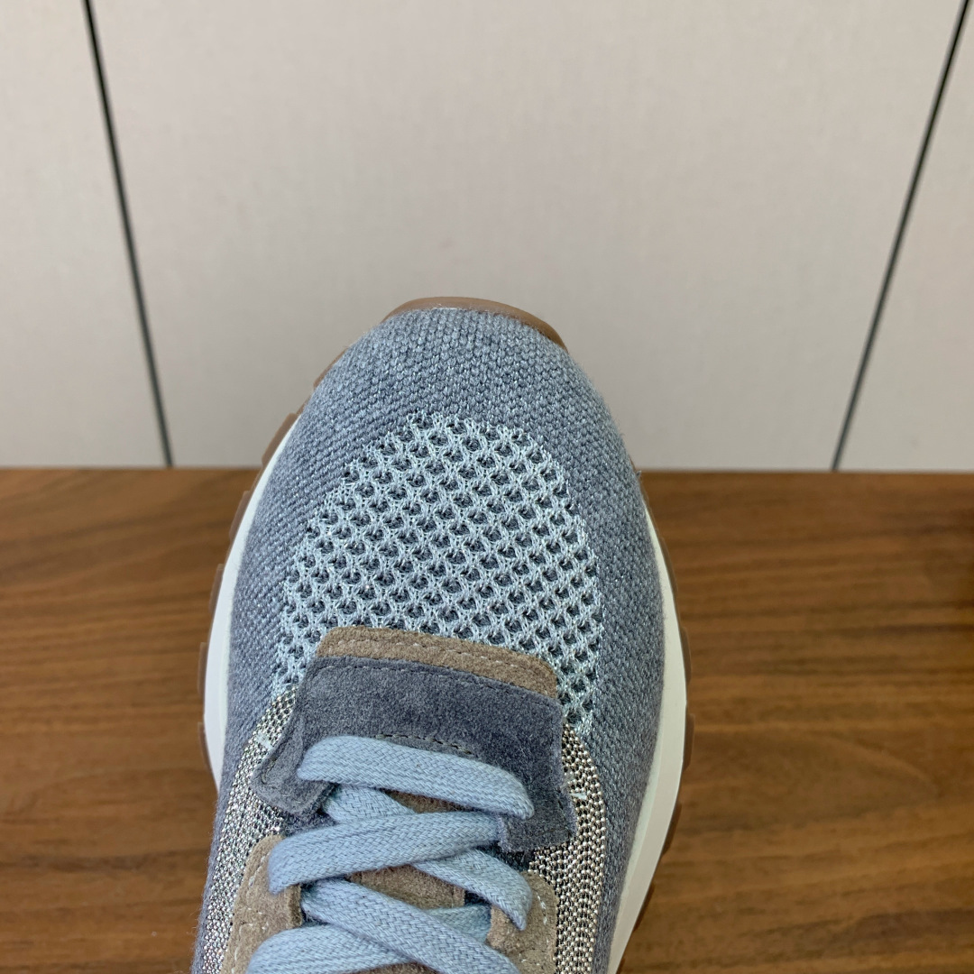 【Brunell* Cucinell*】针织休闲运动鞋。鞋面采用进口针织、牛绒、纯手工串联珠链配饰！牛皮