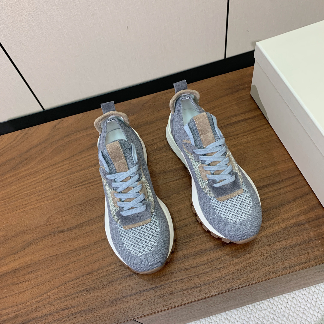 【Brunell* Cucinell*】针织休闲运动鞋。鞋面采用进口针织、牛绒、纯手工串联珠链配饰！牛皮