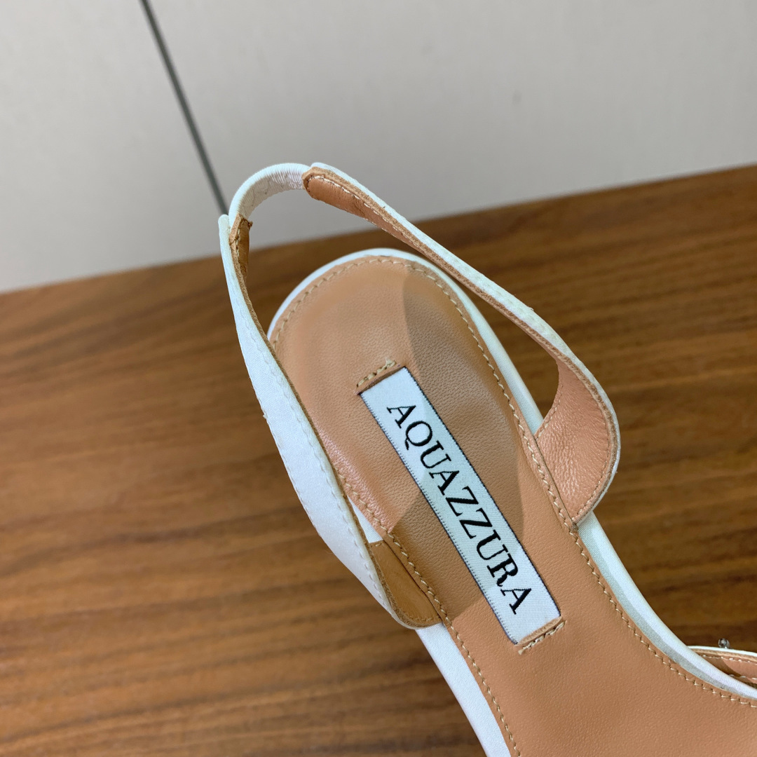 【AQUAZZUR* 】网面后空凉鞋。性感的代言品牌。鞋面网➕缝钻。羊皮垫脚，真皮大底。跟高7.5cm码