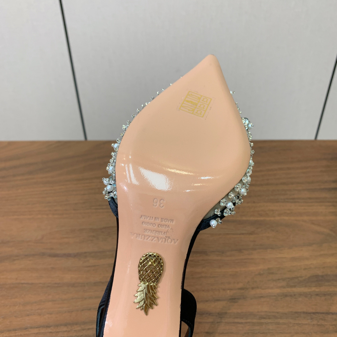 【AQUAZZUR* 】网面后空凉鞋。性感的代言品牌。鞋面网➕缝钻。羊皮垫脚，真皮大底。跟高7.5cm码