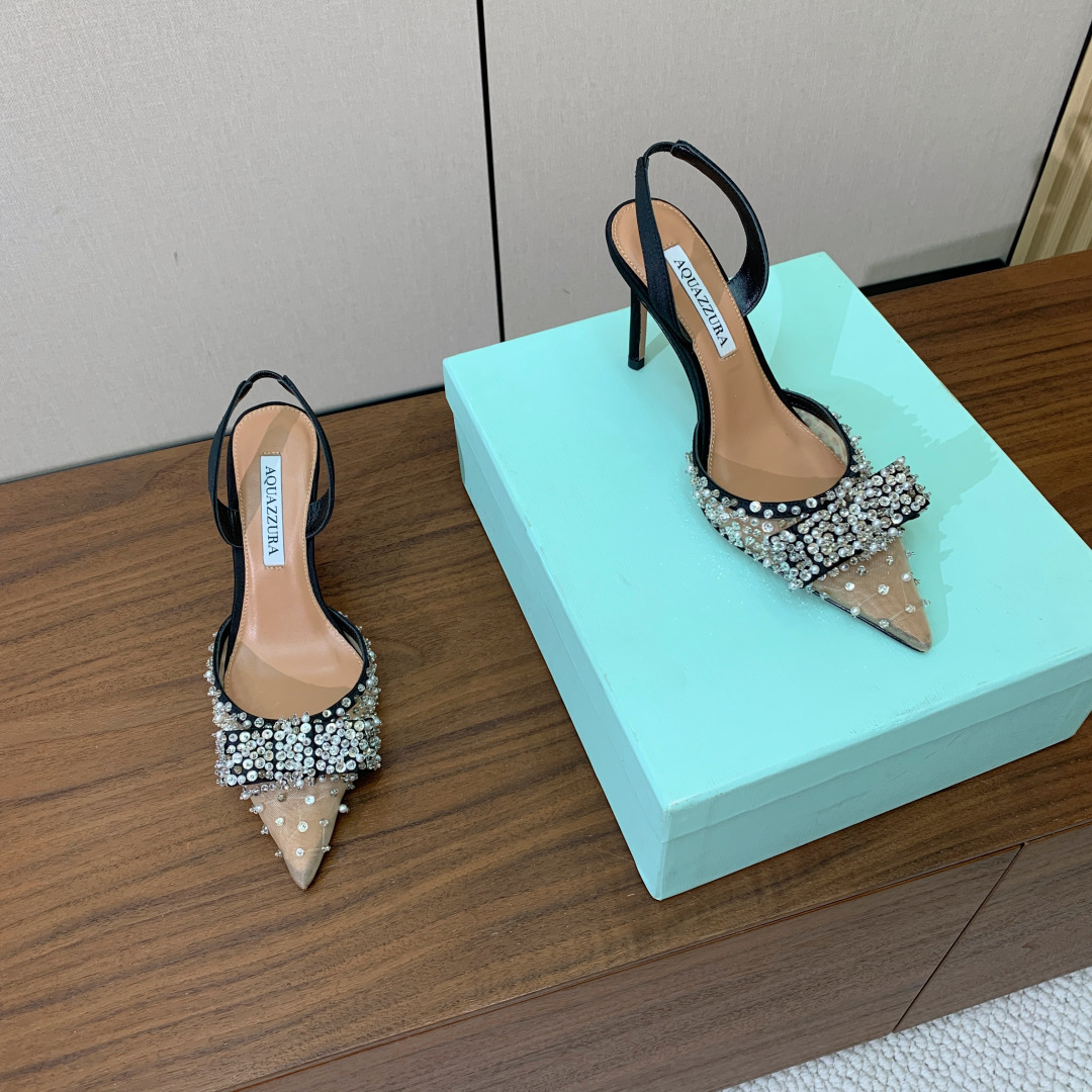 【AQUAZZUR* 】网面后空凉鞋。性感的代言品牌。鞋面网➕缝钻。羊皮垫脚，真皮大底。跟高7.5cm码