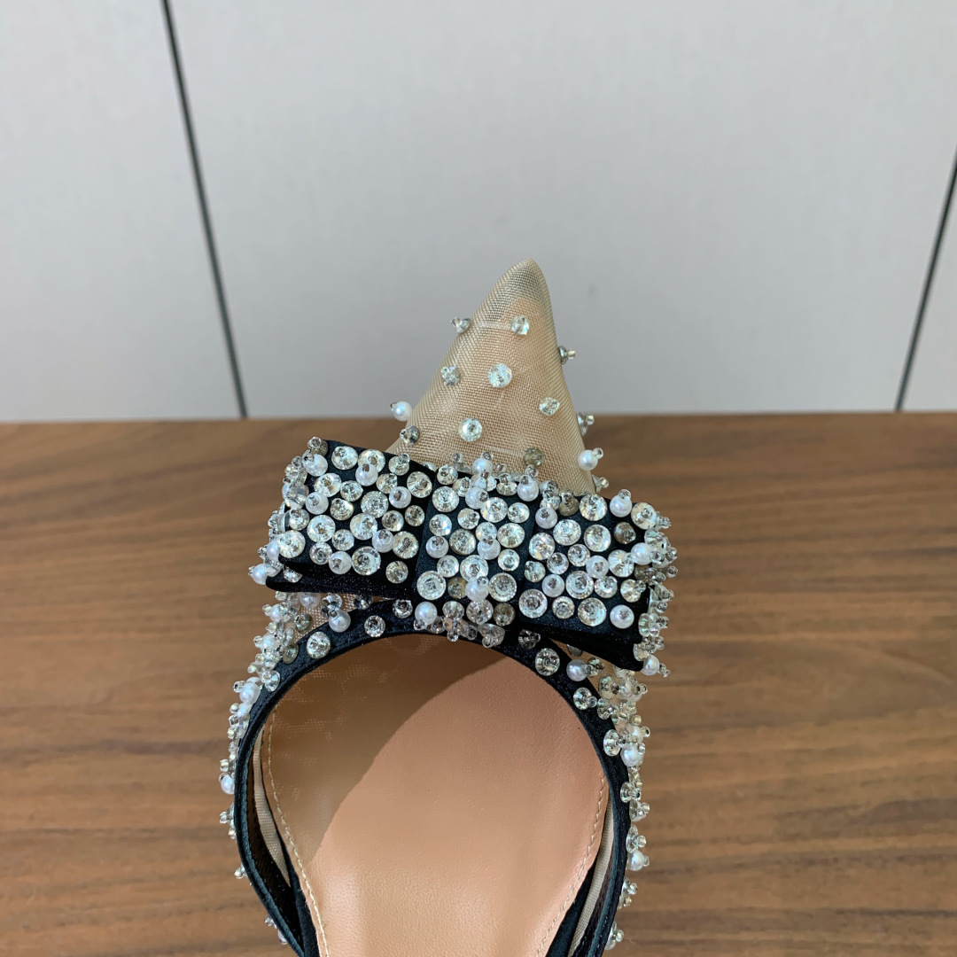 【AQUAZZUR* 】网面后空凉鞋。性感的代言品牌。鞋面网➕缝钻。羊皮垫脚，真皮大底。跟高7.5cm码
