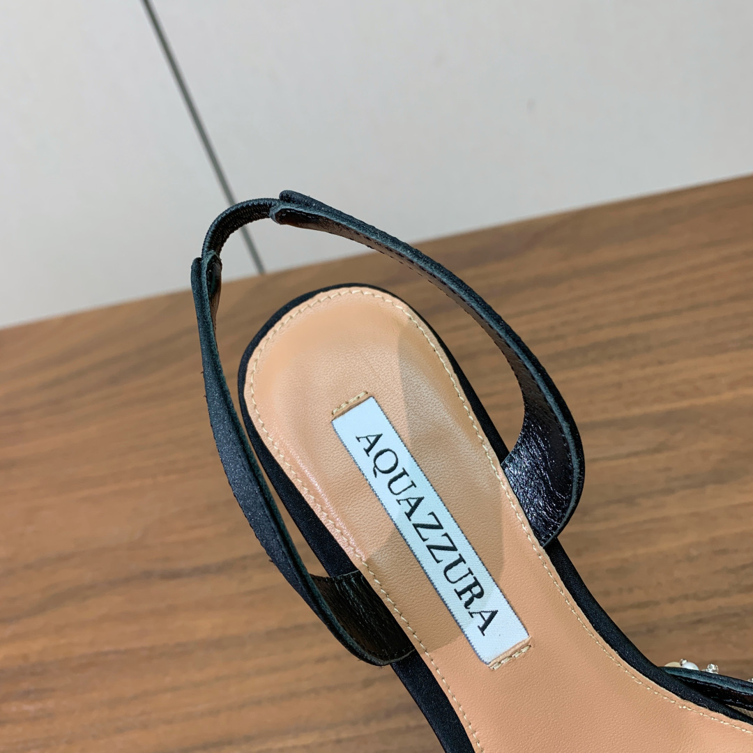 【AQUAZZUR* 】网面后空凉鞋。性感的代言品牌。鞋面网➕缝钻。羊皮垫脚，真皮大底。跟高7.5cm码