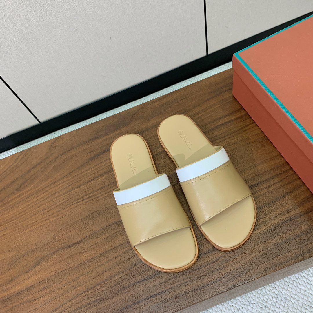 【Loro Piana】男款拖鞋。时尚性与皮料实用性同样兼具依然全网最高品质。鞋面牛皮（非市面超纤）羊皮