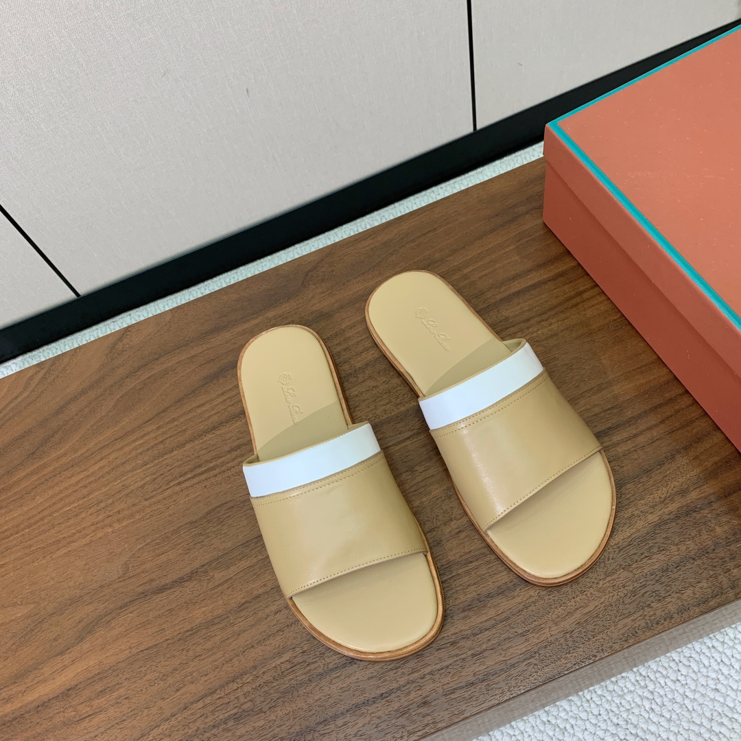 【Loro Piana】男款拖鞋。时尚性与皮料实用性同样兼具依然全网最高品质。鞋面牛皮（非市面超纤）羊皮