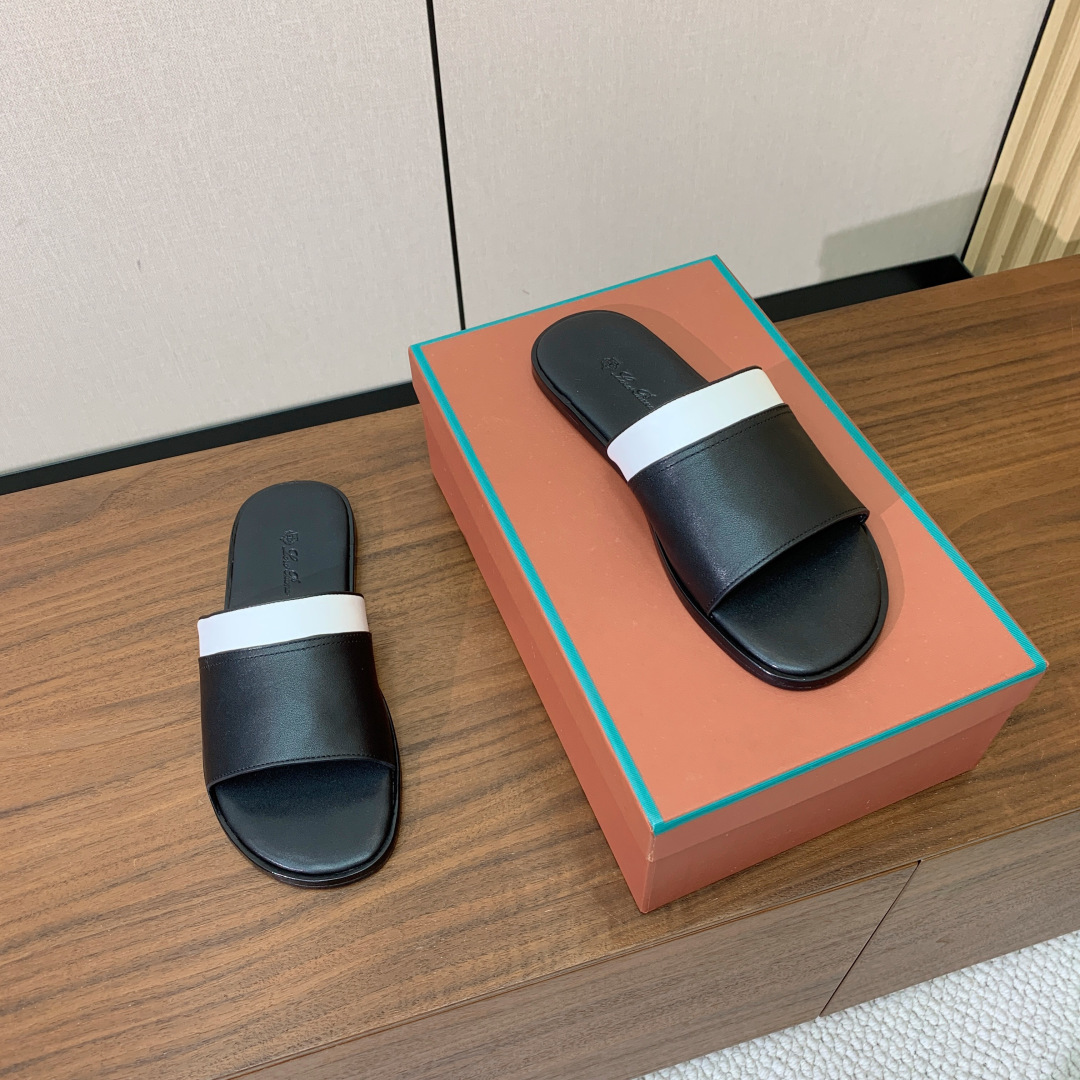 【Loro Piana】男款拖鞋。时尚性与皮料实用性同样兼具依然全网最高品质。鞋面牛皮（非市面超纤）羊皮