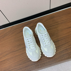 【Prad*】情侣款复古运动鞋。上脚非常舒适。鞋面牛反绒拼接定制网面。羊皮垫脚。定制橡胶大底。 码数:女 【Prad*】情侣款复古运动鞋。上脚非常舒适。鞋面牛反绒拼接定制网面。羊皮垫脚。定制橡胶大底。 码数:女