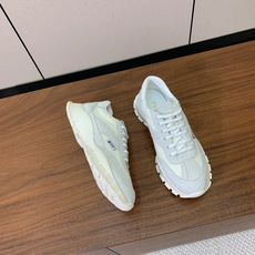 【Prad*】情侣款复古运动鞋。上脚非常舒适。鞋面牛反绒拼接定制网面。羊皮垫脚。定制橡胶大底。 码数:女 【Prad*】情侣款复古运动鞋。上脚非常舒适。鞋面牛反绒拼接定制网面。羊皮垫脚。定制橡胶大底。 码数:女