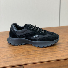 【Prad*】情侣款复古运动鞋。上脚非常舒适。鞋面牛反绒拼接定制网面。羊皮垫脚。定制橡胶大底。 码数:女 【Prad*】情侣款复古运动鞋。上脚非常舒适。鞋面牛反绒拼接定制网面。羊皮垫脚。定制橡胶大底。 码数:女
