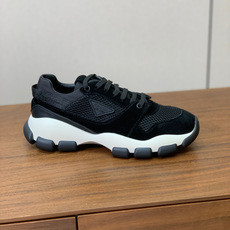 【Prad*】情侣款复古运动鞋。上脚非常舒适。鞋面牛反绒拼接定制网面。羊皮垫脚。定制橡胶大底。 码数:女 【Prad*】情侣款复古运动鞋。上脚非常舒适。鞋面牛反绒拼接定制网面。羊皮垫脚。定制橡胶大底。 码数:女