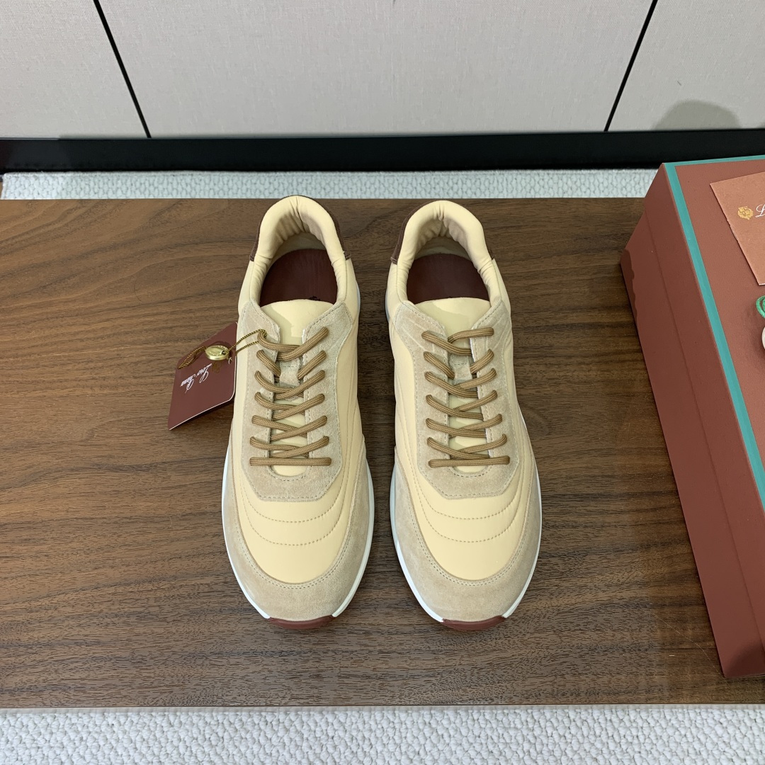 【Loro Piana】情侣款休闲运动鞋。简约时尚，鞋面采用牛反绒拼布。羊皮垫脚。定制橡胶底。码数：女3
