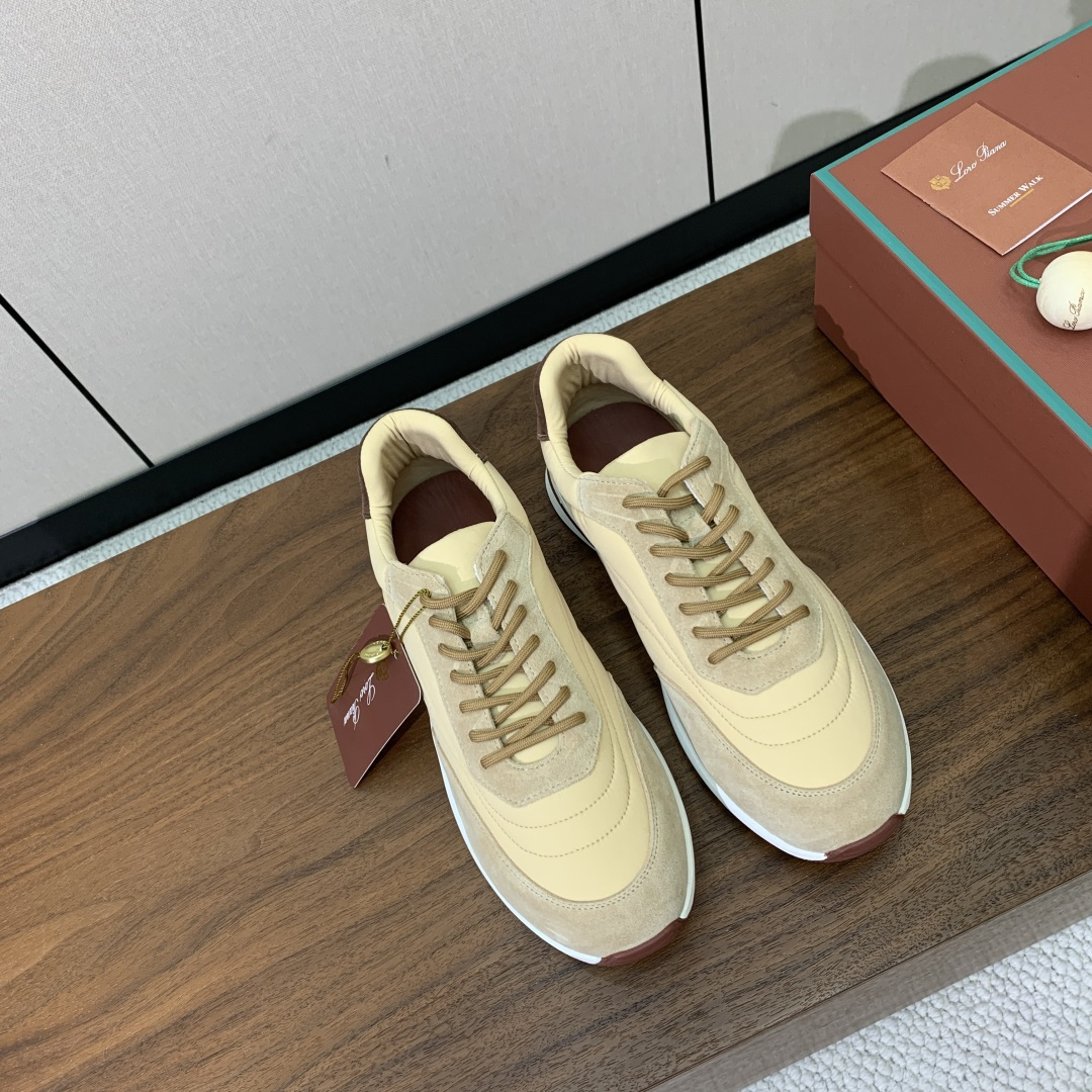 【Loro Piana】情侣款休闲运动鞋。简约时尚，鞋面采用牛反绒拼布。羊皮垫脚。定制橡胶底。码数：女3
