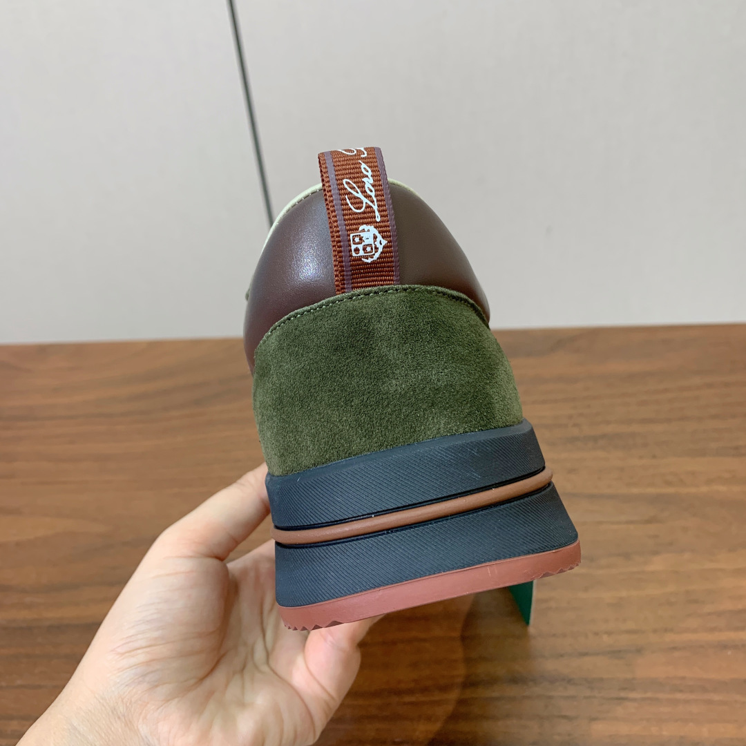 【Loro Piana】情侣款休闲运动鞋。简约时尚，鞋面采用牛反绒拼网面。羊皮垫脚。定制橡胶底。码数：女