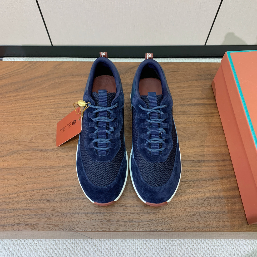 【Loro Piana】情侣款休闲运动鞋。简约时尚，鞋面采用牛反绒拼网面。羊皮垫脚。定制橡胶底。码数：女