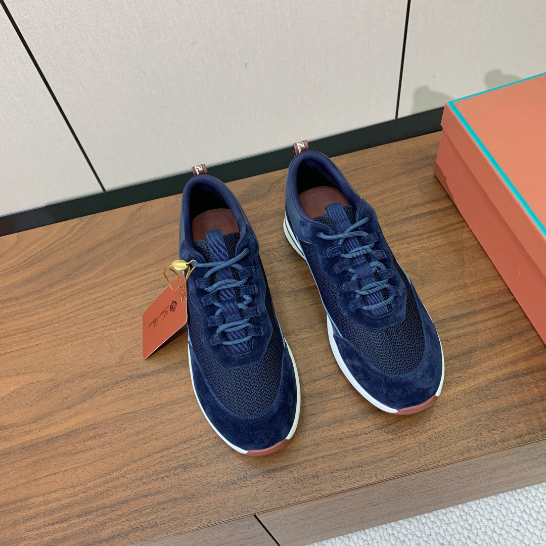 【Loro Piana】情侣款休闲运动鞋。简约时尚，鞋面采用牛反绒拼网面。羊皮垫脚。定制橡胶底。码数：女