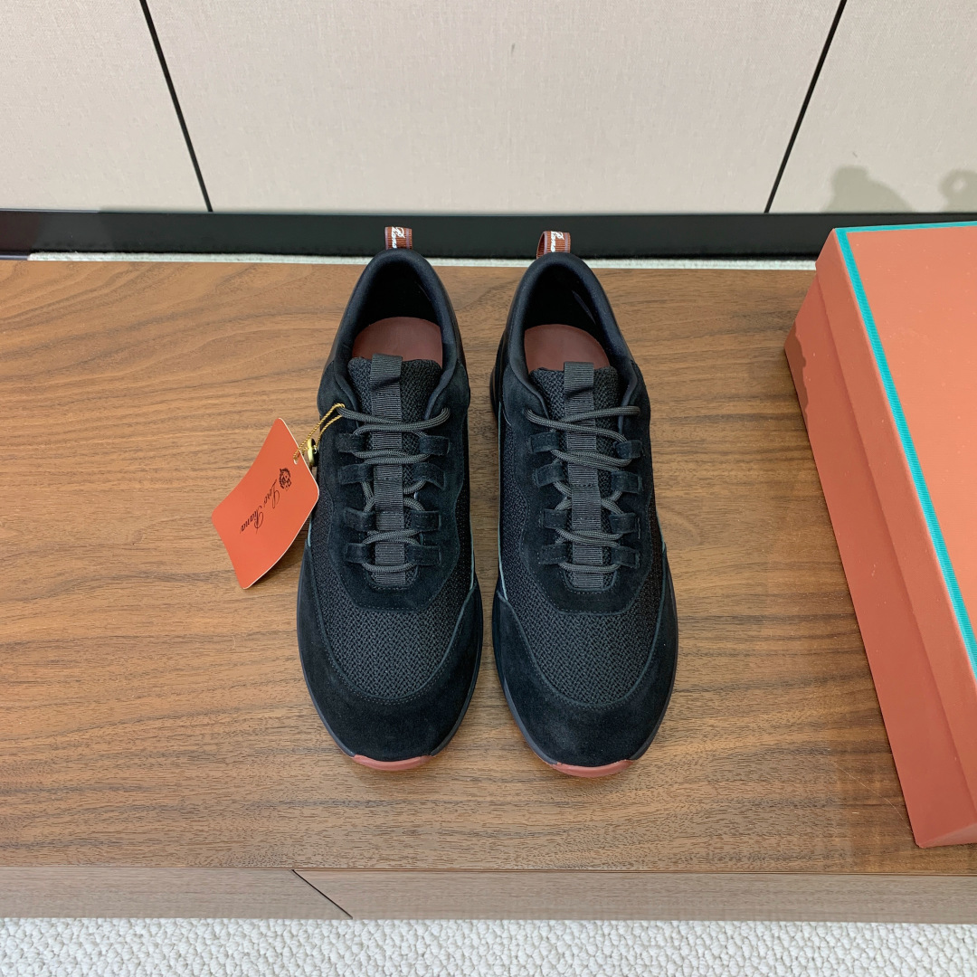 【Loro Piana】情侣款休闲运动鞋。简约时尚，鞋面采用牛反绒拼网面。羊皮垫脚。定制橡胶底。码数：女