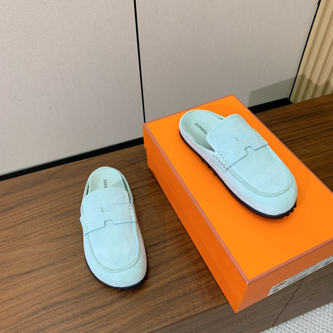 【Herm*s】包头拖。上脚简直太舒服了！憨厚又可爱！鞋面牛皮、羊京。原版大底。码数：35-40（40定