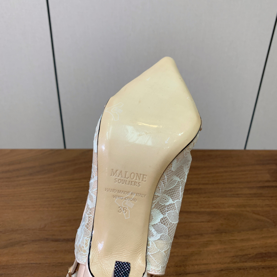 【Malone Souliers】蕾丝后空凉鞋。鞋面定制蕾丝，羊皮垫脚。进口真皮大底。跟高8.5cm码数