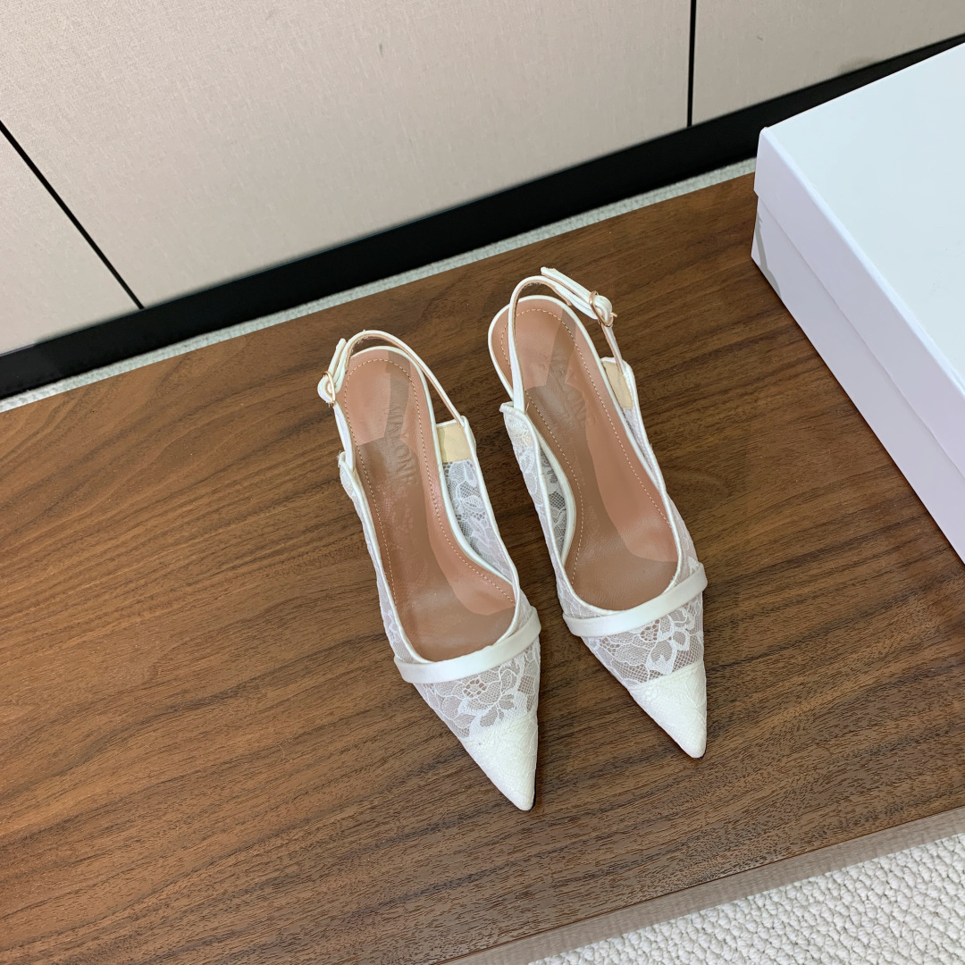 【Malone Souliers】蕾丝后空凉鞋。鞋面定制蕾丝，羊皮垫脚。进口真皮大底。跟高8.5cm码数