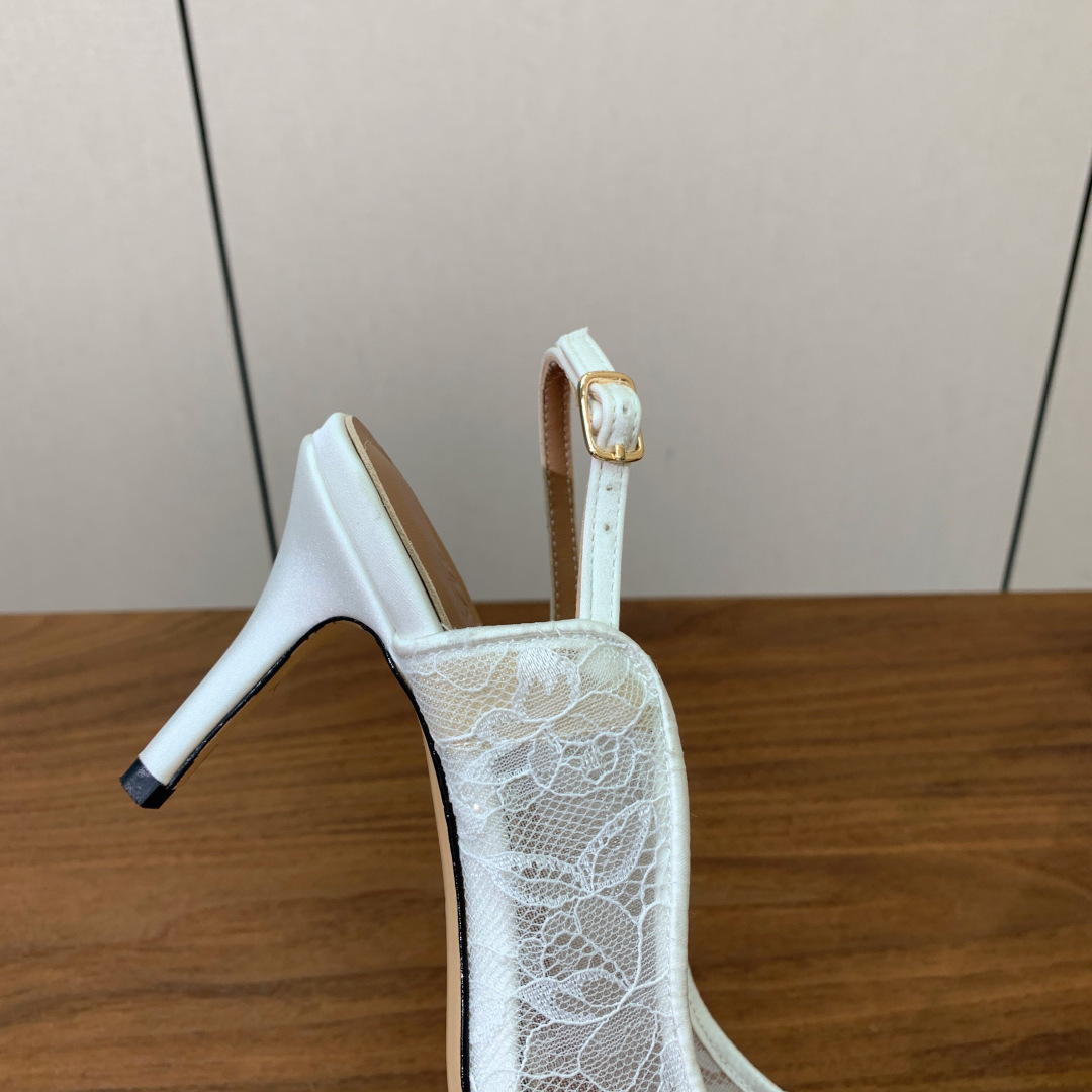 【Malone Souliers】蕾丝后空凉鞋。鞋面定制蕾丝，羊皮垫脚。进口真皮大底。跟高8.5cm码数